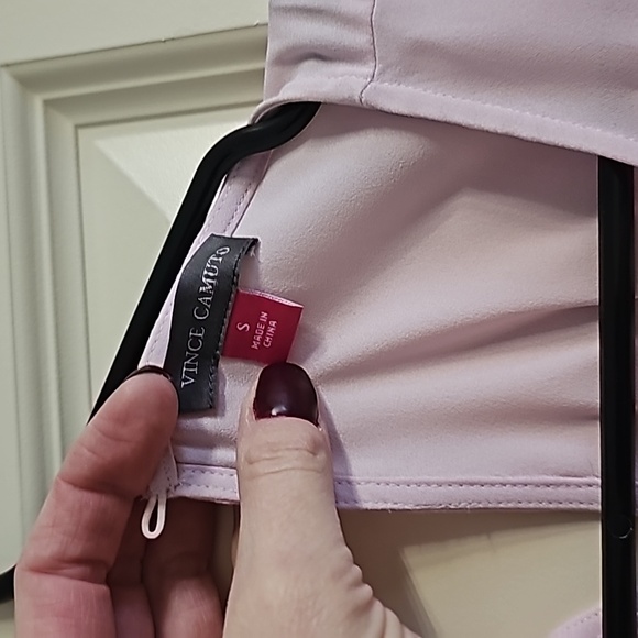 VINCE CAMUTO rose pink blouse - Picture 2 of 4